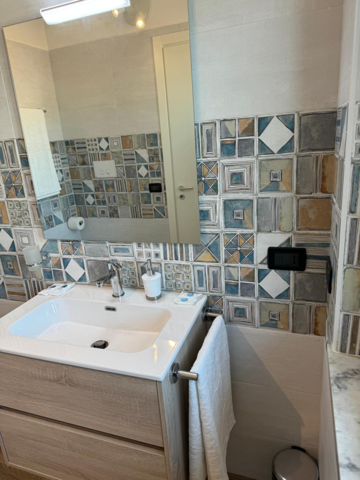 Domus Magna Grecia Hotel Catanzaro Bagian luar foto