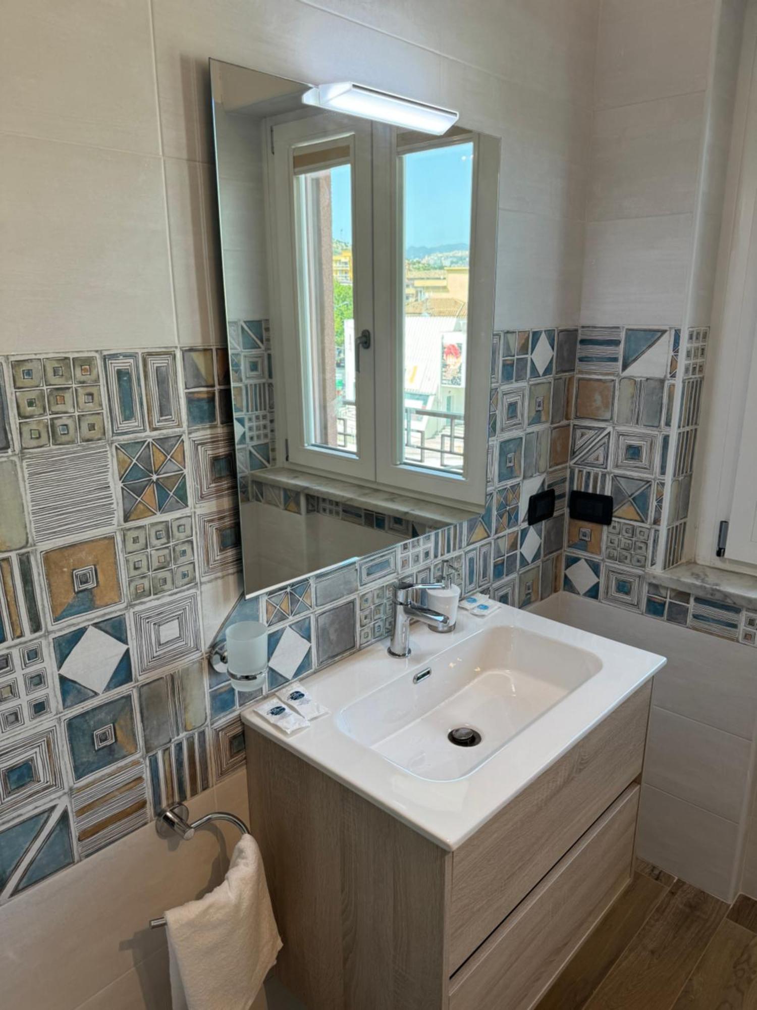 Domus Magna Grecia Hotel Catanzaro Bagian luar foto