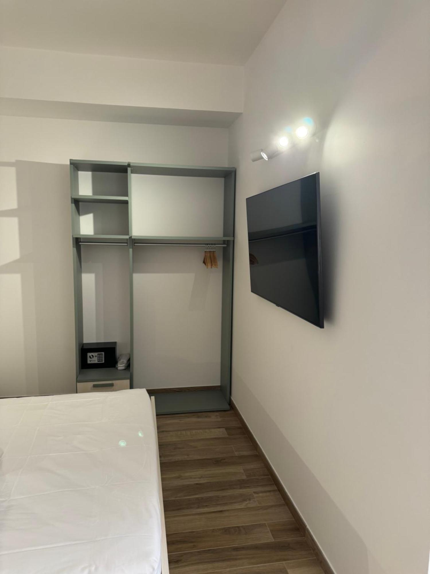 Domus Magna Grecia Hotel Catanzaro Bagian luar foto